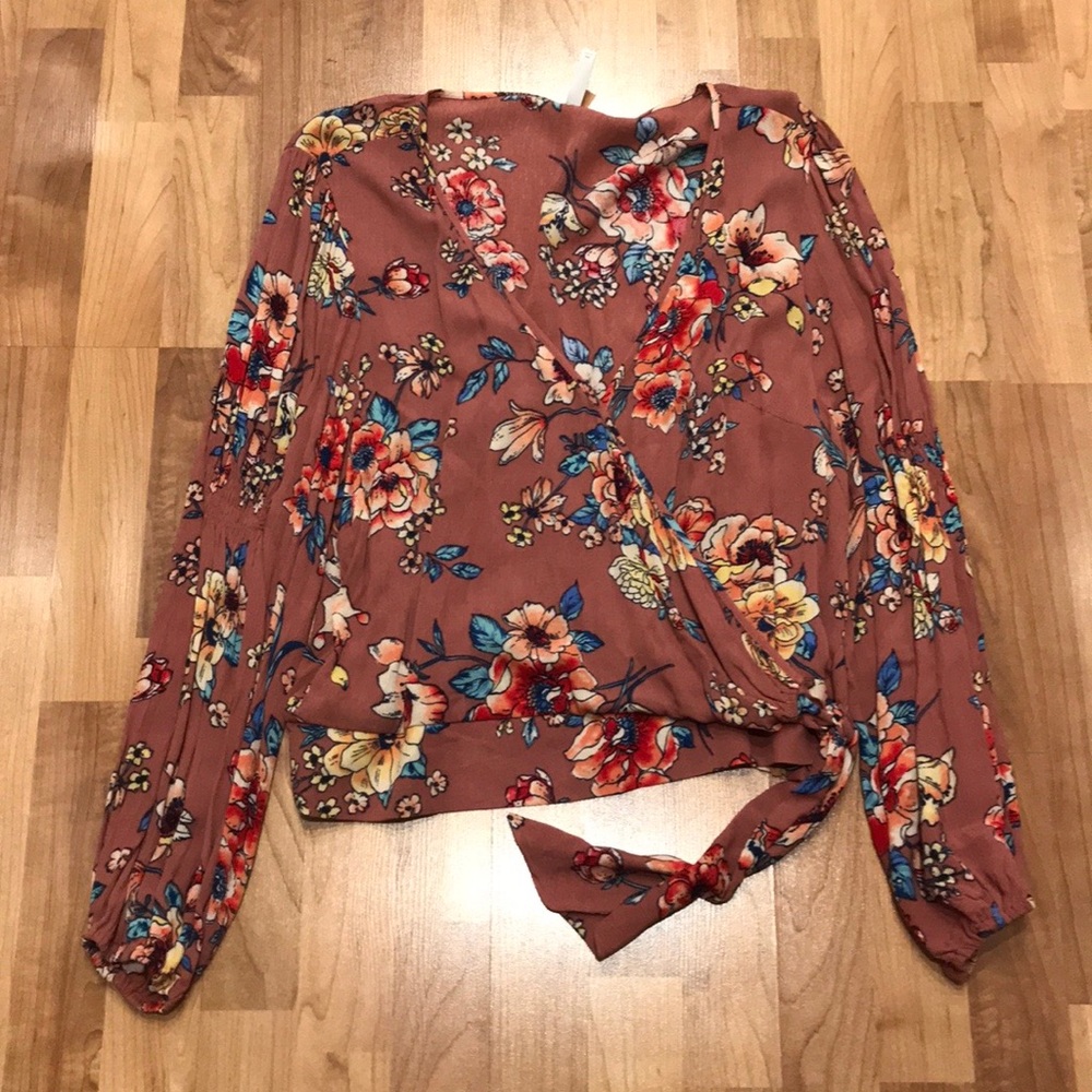 Xhilaration Top